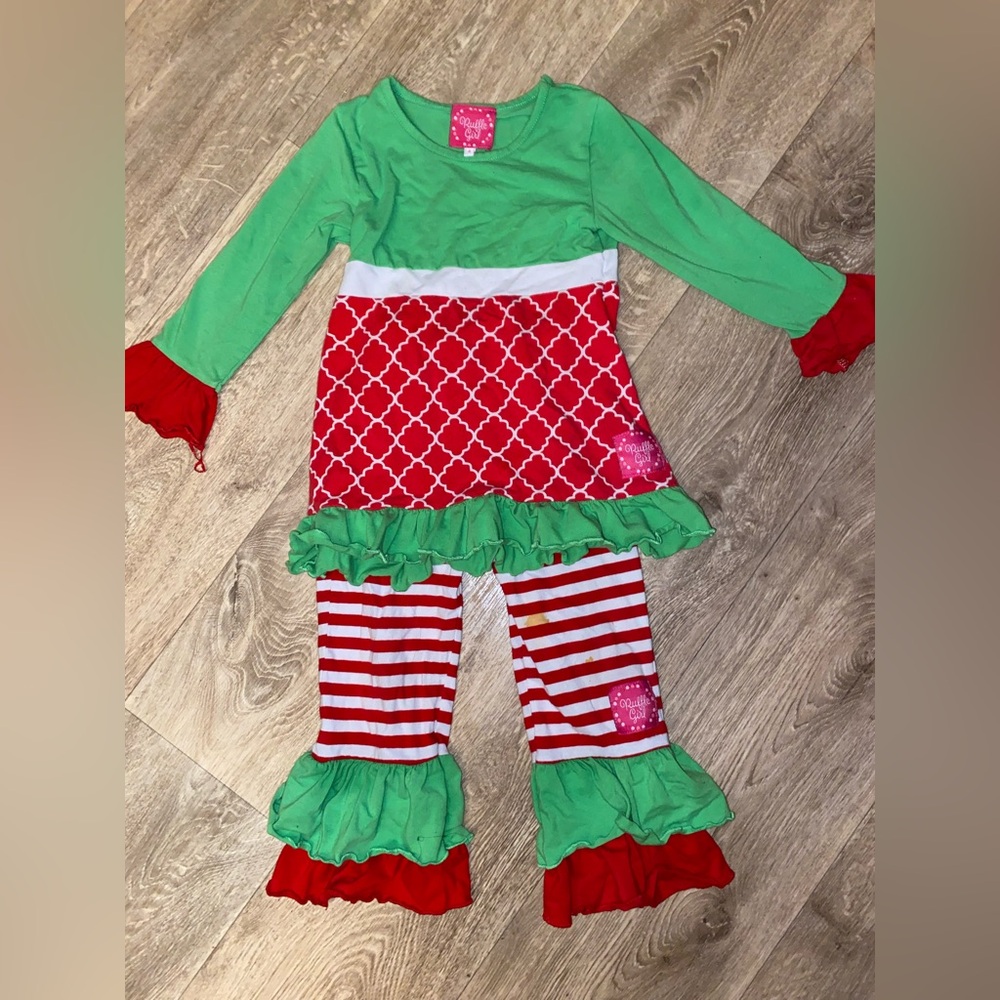 Festive Green and Red Christmas outfit